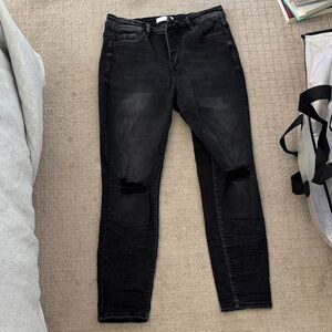 Classic Black Distressed Skinny Jeans